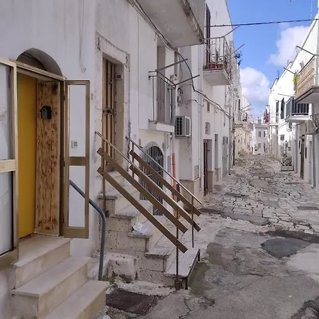 Apartment Abstract Ostuni